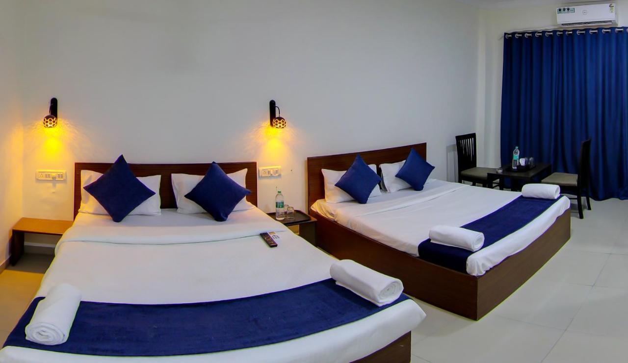 Hotel Rain Sky Inn Lonavala Bagian luar foto