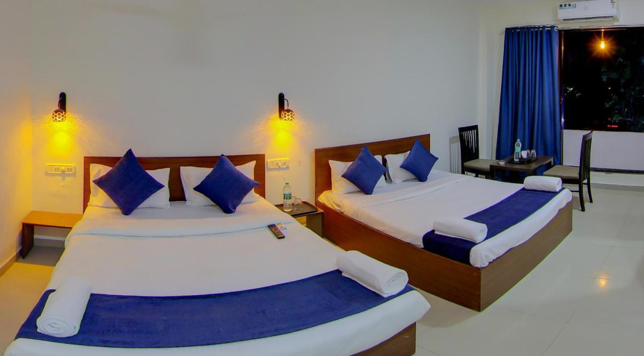 Hotel Rain Sky Inn Lonavala Bagian luar foto