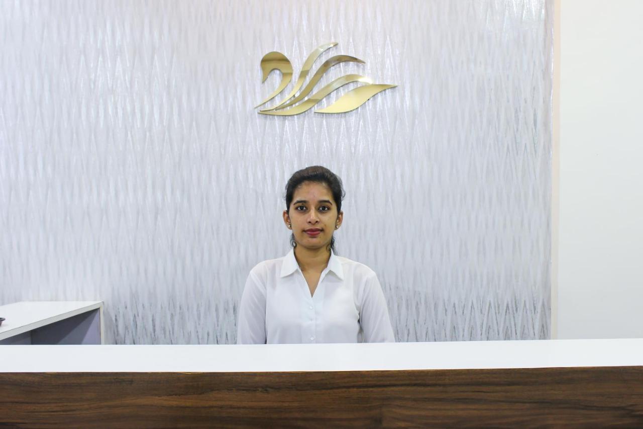 Hotel Rain Sky Inn Lonavala Bagian luar foto
